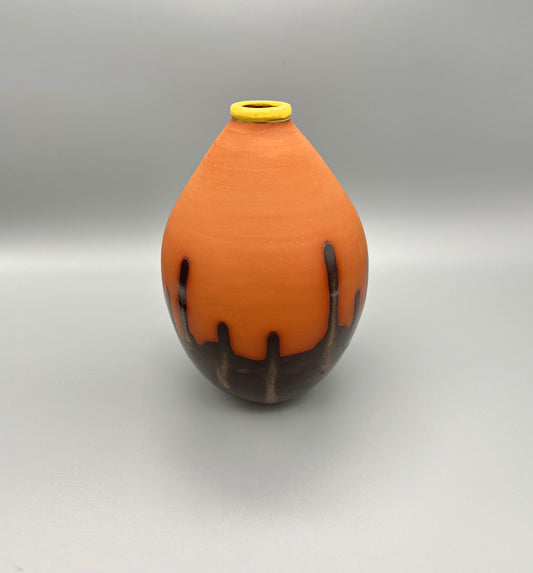 Medium Narrow-Neck Yellow Rim Terracotta Vase